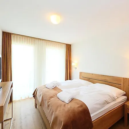 Sleeps 4 Pool Wifi T031620 شقة *