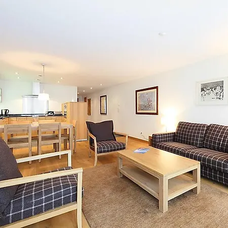 Sleeps 4 Pool Wifi T031620 Apartment Zermatt
