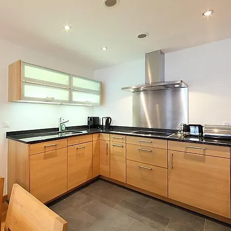 Apartment Sleeps 4 Pool Wifi T031620 Zermatt