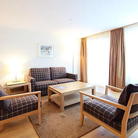 Apartment Sleeps 4 Pool Wifi T031620 Zermatt